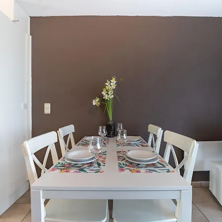 Sirius With Parking And Shared Pool By Interhome Apartment *