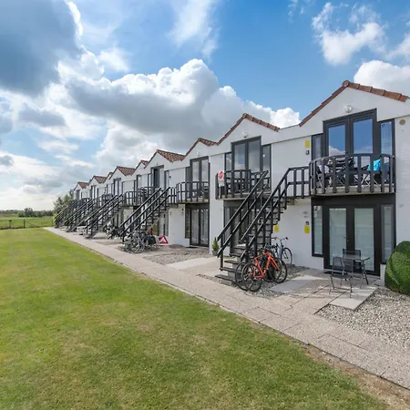 Sirius With Parking And Shared Pool By Interhome