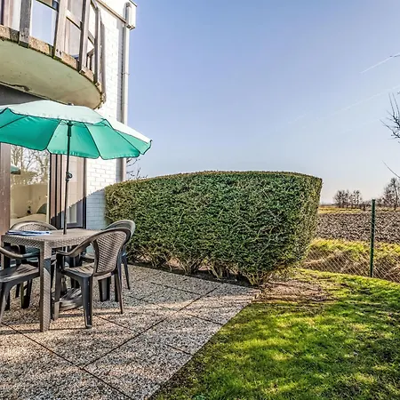 Sirius With Parking And Shared Pool By Interhome Apartamento *