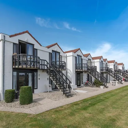 Apartamento Sirius With Parking And Shared Pool By Interhome *