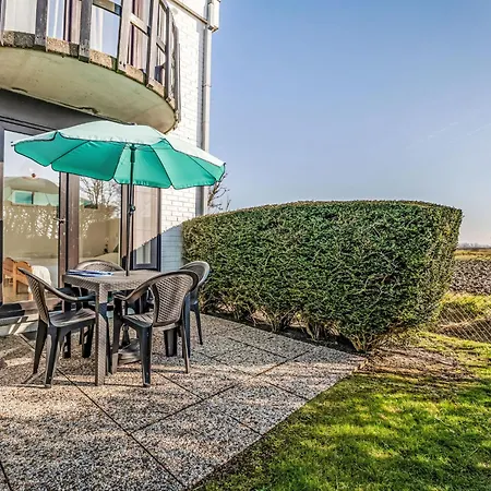 Sirius With Parking And Shared Pool By Interhome Apartment