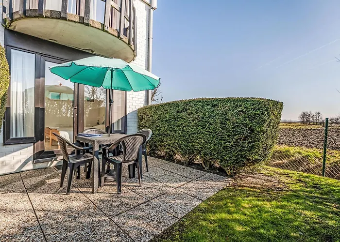 Sirius With Parking And Shared Pool By Interhome Apartment